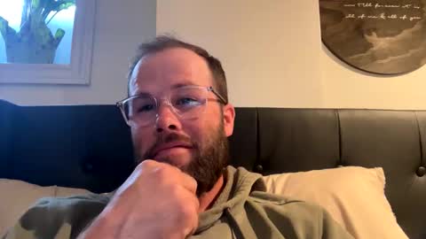 ronald2774 online show from May 5, 2026, 12:46 pm