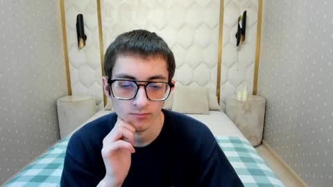 ronbevs online show from May 3, 2026, 8:26 pm