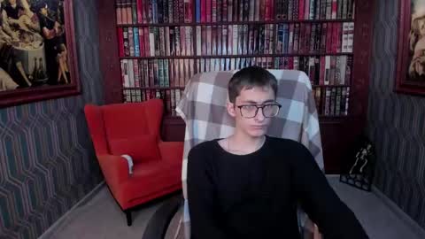 ronbevs online show from May 25, 2026, 7:58 am