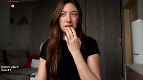 Snapshot of ronny_ponny chatting on December 16, 2025, 10:31 am RonnyPonny online show from December 16, 2025, 10:31 am