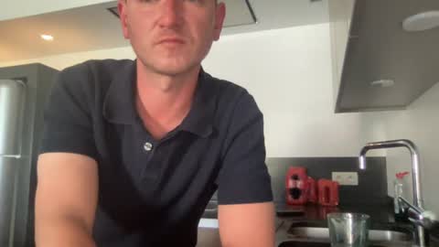 ronnyghgbg online show from June 14, 2026, 9:55 am