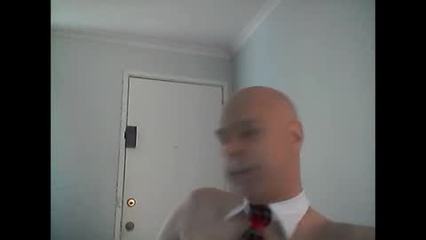 Snapshot of rooboy55 chatting on December 9, 2024, 3:40 am rooboy55 online show from December 9, 2024, 3:40 am