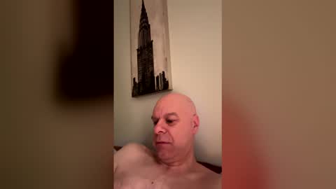 Snapshot of rooboy55 chatting on December 17, 2025, 10:32 am rooboy55 online show from December 17, 2025, 10:32 am