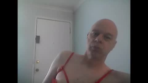 Snapshot of rooboy55 chatting on February 8, 2026, 1:42 am rooboy55 online show from February 8, 2026, 1:42 am