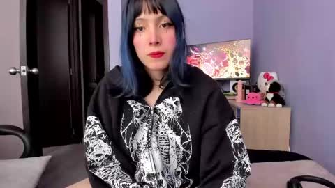 Snapshot of room312_ chatting on April 19, 2026, 6:10 pm Twelve 3 Inst Twelve 312002 Twitter Room312 2002 online show from April 19, 2026, 6:10 pm