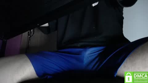 Snapshot of room_hot_x chatting on December 6, 2024, 6:04 am ken online show from December 6, 2024, 6:04 am