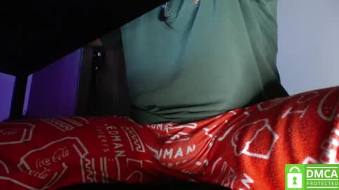 Snapshot of room_hot_x chatting on December 27, 2024, 8:02 am ken online show from December 27, 2024, 8:02 am