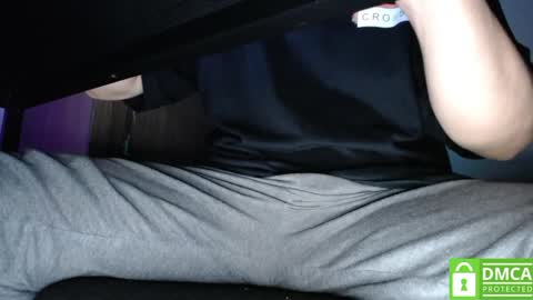 Snapshot of room_hot_x chatting on February 22, 2025, 10:09 pm ken online show from February 22, 2025, 10:09 pm