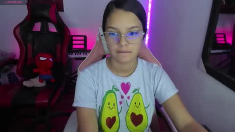  MIA AND PAUL online show from March 1, 2026, 7:05 pm