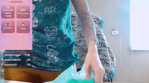 Snapshot of rosa843850 chatting on November 14, 2025, 12:04 pm rosa843850 online show from November 14, 2025, 12:04 pm