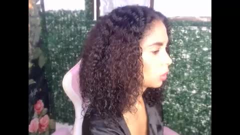 Snapshot of rosa_skinny chatting on June 1, 2026, 1:24 pm rosa online show from June 1, 2026, 1:24 pm