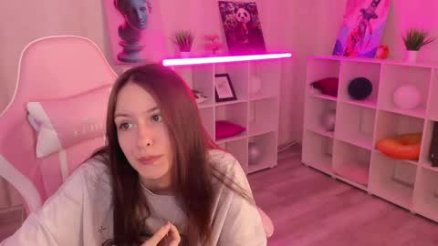 Viola online show from May 3, 2026, 9:04 am