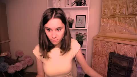Snapshot of rosalais_ chatting on May 22, 2026, 6:09 am Rose online show from May 22, 2026, 6:09 am