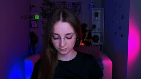 Black Swan online show from June 18, 2026, 7:07 pm
