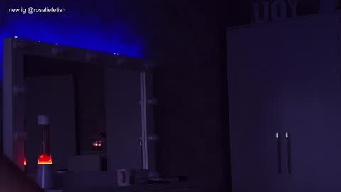 Snapshot of rosaliefetish chatting on February 3, 2025, 9:52 am Rosalie online show from February 3, 2025, 9:52 am