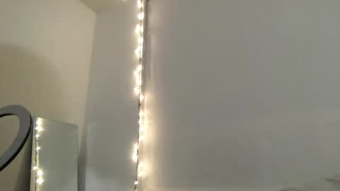 Rosalina online show from March 2, 2026, 7:15 am