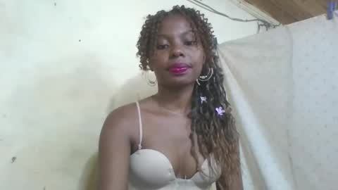 Rosalinda online show from May 1, 2026, 10:47 pm