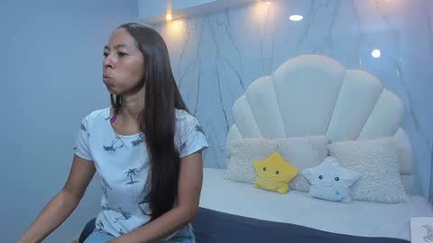 Snapshot of rosalinda_cortez chatting on December 3, 2024, 12:06 pm Rosalinda online show from December 3, 2024, 12:06 pm