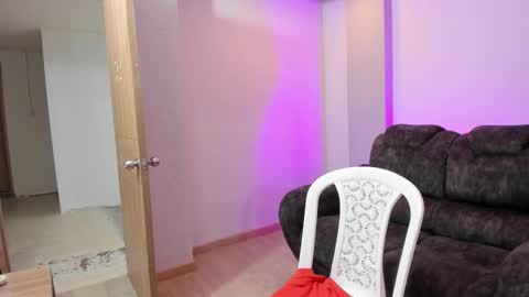 Snapshot of rosalinda_cortez chatting on September 22, 2025, 12:18 pm Rosalinda online show from September 22, 2025, 12:18 pm