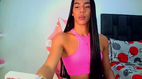 Rosalinda online show from June 10, 2026, 2:23 am