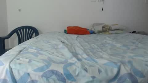 rosamaravilla2 online show from March 11, 2026, 8:59 pm