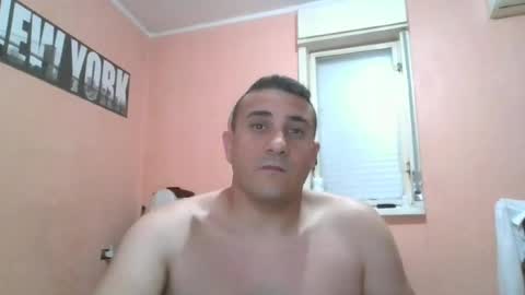 Snapshot of rosario1212 chatting on June 13, 2026, 1:14 am Rosario online show from June 13, 2026, 1:14 am