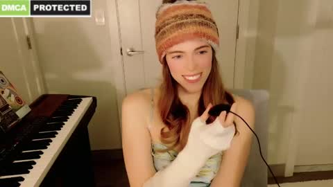 Snapshot of rose77782 chatting on January 8, 2025, 4:02 am rose77782 online show from January 8, 2025, 4:02 am