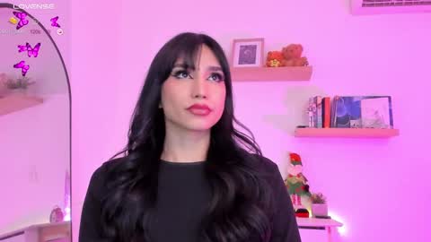 Snapshot of rose__saenz chatting on December 17, 2024, 10:11 pm Rose Saenz online show from December 17, 2024, 10:11 pm