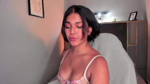 Snapshot of rose_dangel1 chatting on February 20, 2025, 10:37 pm Rose online show from February 20, 2025, 10:37 pm