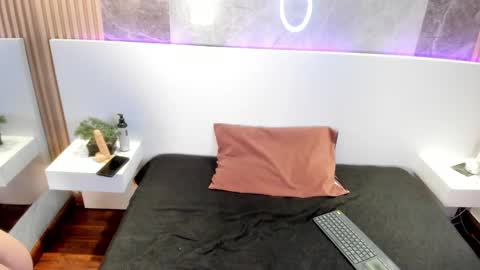 Snapshot of rose_nova_ chatting on February 15, 2025, 12:11 pm Rose 3 online show from February 15, 2025, 12:11 pm