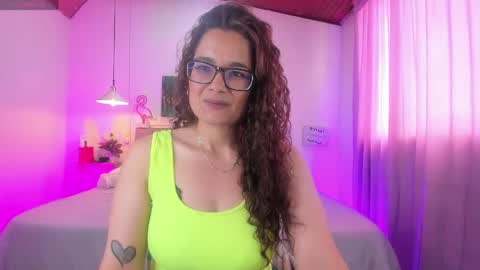 Rose  online show from May 1, 2026, 6:23 pm