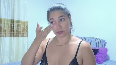 rose_towers4 online show from April 28, 2026, 1:48 am