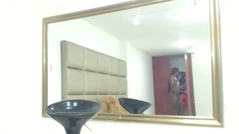 rose_valentiine online show from April 25, 2026, 12:52 pm