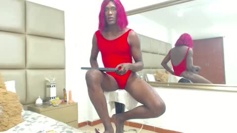 rose_valentiine online show from May 1, 2026, 12:32 pm