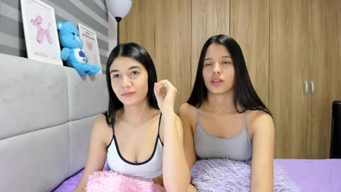 Rose y Miah online show from April 1, 2026, 3:07 am