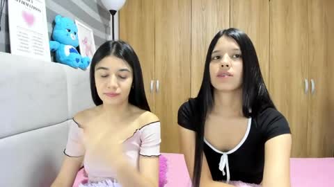 Rose y Miah online show from May 2, 2026, 2:49 am