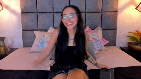 Snapshot of roseaurora chatting on June 2, 2026, 10:39 am roseaurora online show from June 2, 2026, 10:39 am