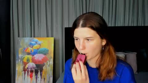 Snapshot of roseblanche2k chatting on December 4, 2024, 11:24 pm Florin online show from December 4, 2024, 11:24 pm