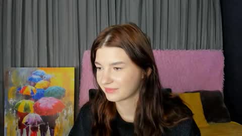 Snapshot of roseblanche2k chatting on November 23, 2025, 11:04 pm Florin online show from November 23, 2025, 11:04 pm