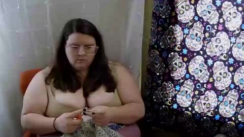 roseemeraldof online show from March 12, 2026, 8:15 pm