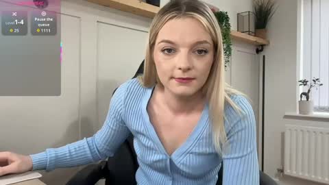 rose97 online show from April 28, 2026, 9:25 am