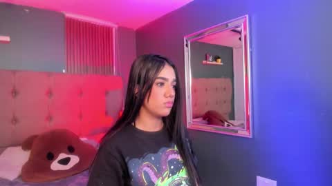 Snapshot of roseliin chatting on November 21, 2025, 11:53 am roseliin online show from November 21, 2025, 11:53 am