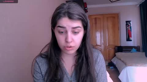 Snapshot of roselina_ chatting on December 23, 2024, 8:44 am Rose online show from December 23, 2024, 8:44 am