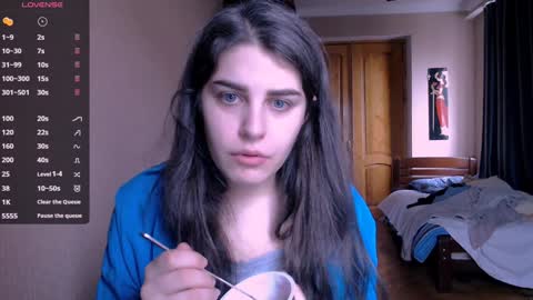 Snapshot of roselina_ chatting on December 27, 2024, 7:51 am Rose online show from December 27, 2024, 7:51 am