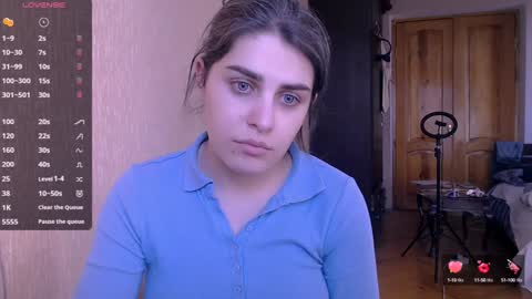 Snapshot of roselina_ chatting on December 29, 2024, 12:01 pm Rose online show from December 29, 2024, 12:01 pm