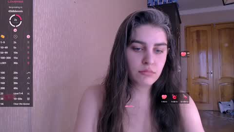 Snapshot of roselina_ chatting on January 24, 2025, 10:43 am Rose online show from January 24, 2025, 10:43 am