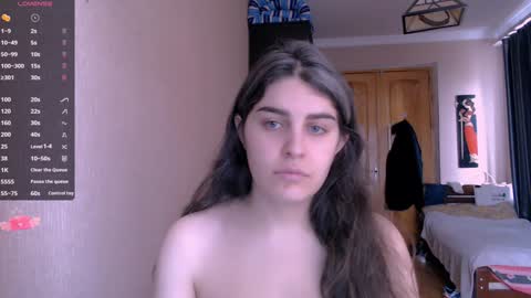 Snapshot of roselina_ chatting on January 27, 2025, 9:23 am Rose online show from January 27, 2025, 9:23 am