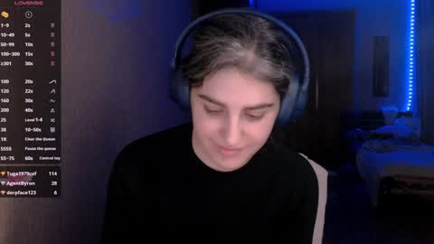 Snapshot of roselina_ chatting on January 27, 2025, 7:03 pm Rose online show from January 27, 2025, 7:03 pm