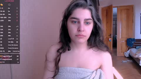 Snapshot of roselina_ chatting on February 2, 2025, 7:30 am Rose online show from February 2, 2025, 7:30 am