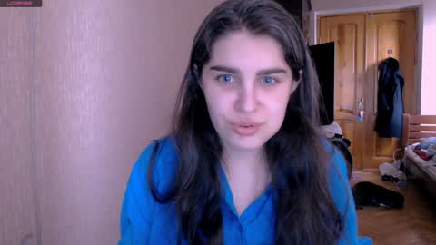 Snapshot of roselina_ chatting on February 6, 2025, 12:05 pm Rose online show from February 6, 2025, 12:05 pm